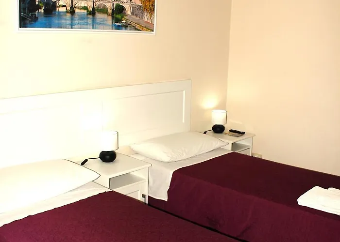 Arianna Panzió Róma